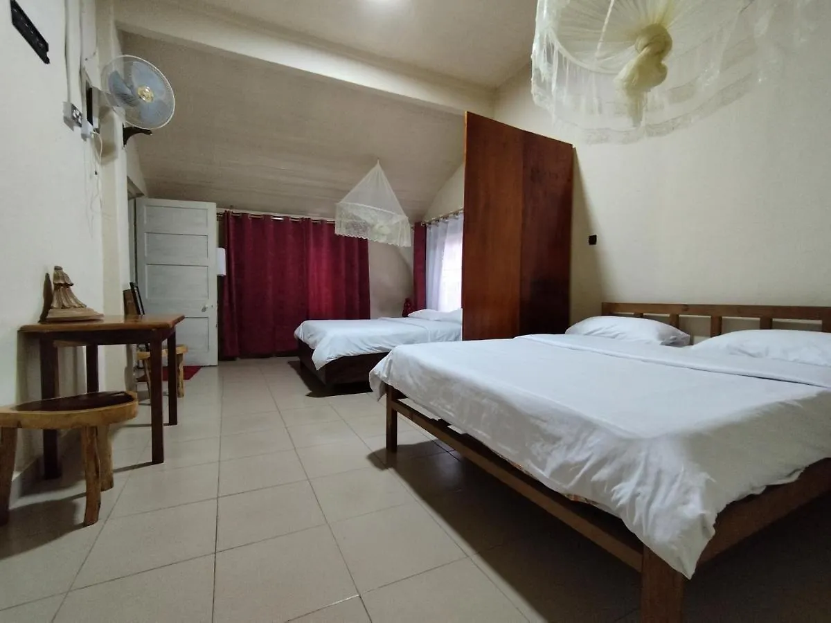 Mia Safari Lodge And Restaurant عنتيبي 0*,